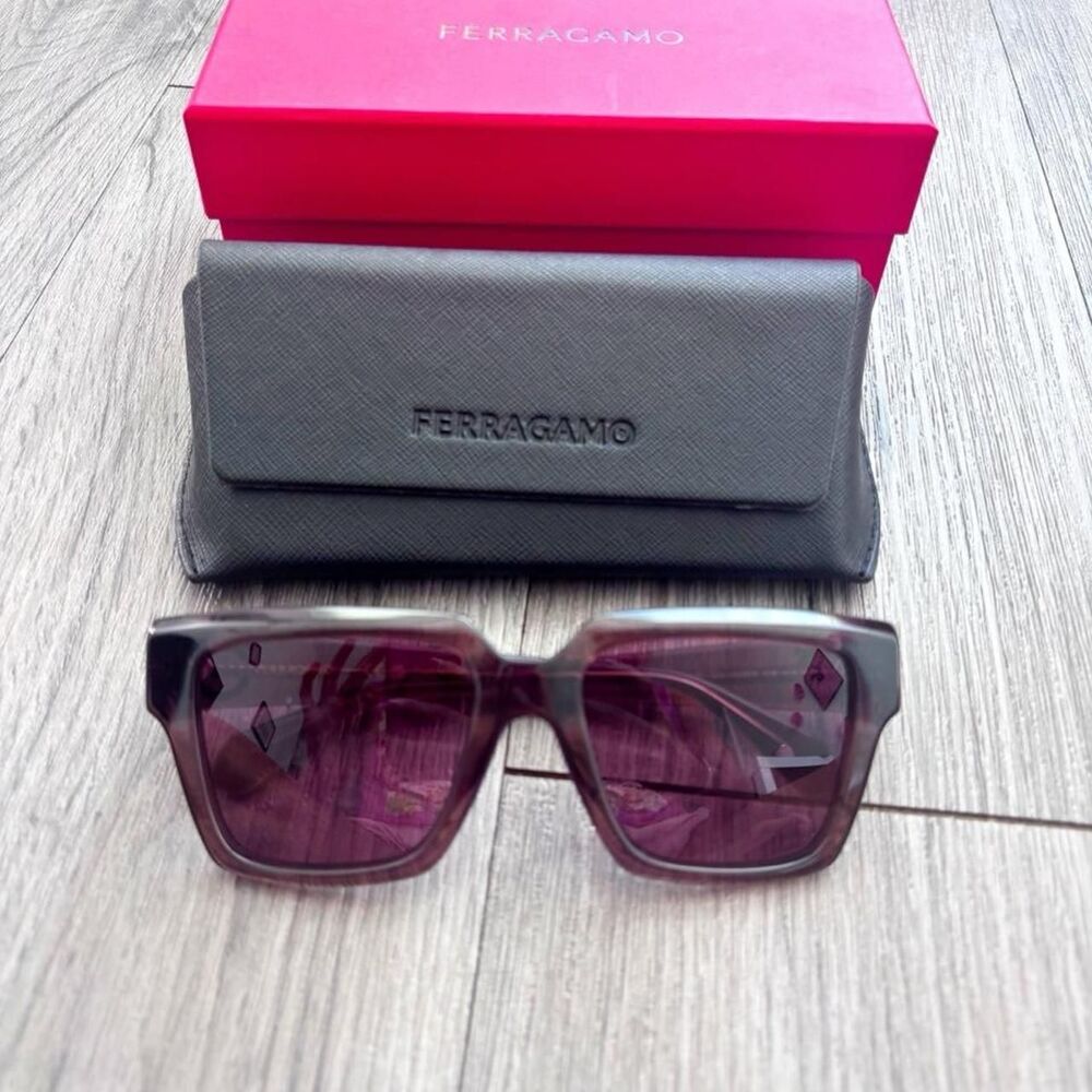 Salvatore Ferragamo SF2014S Square Sunglasses in Transparent Mauve - NIB